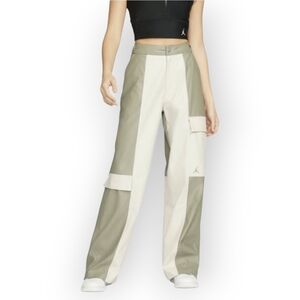 Jordan Quilted Colour Block Wide Leg Cargo Pants size M NWOT